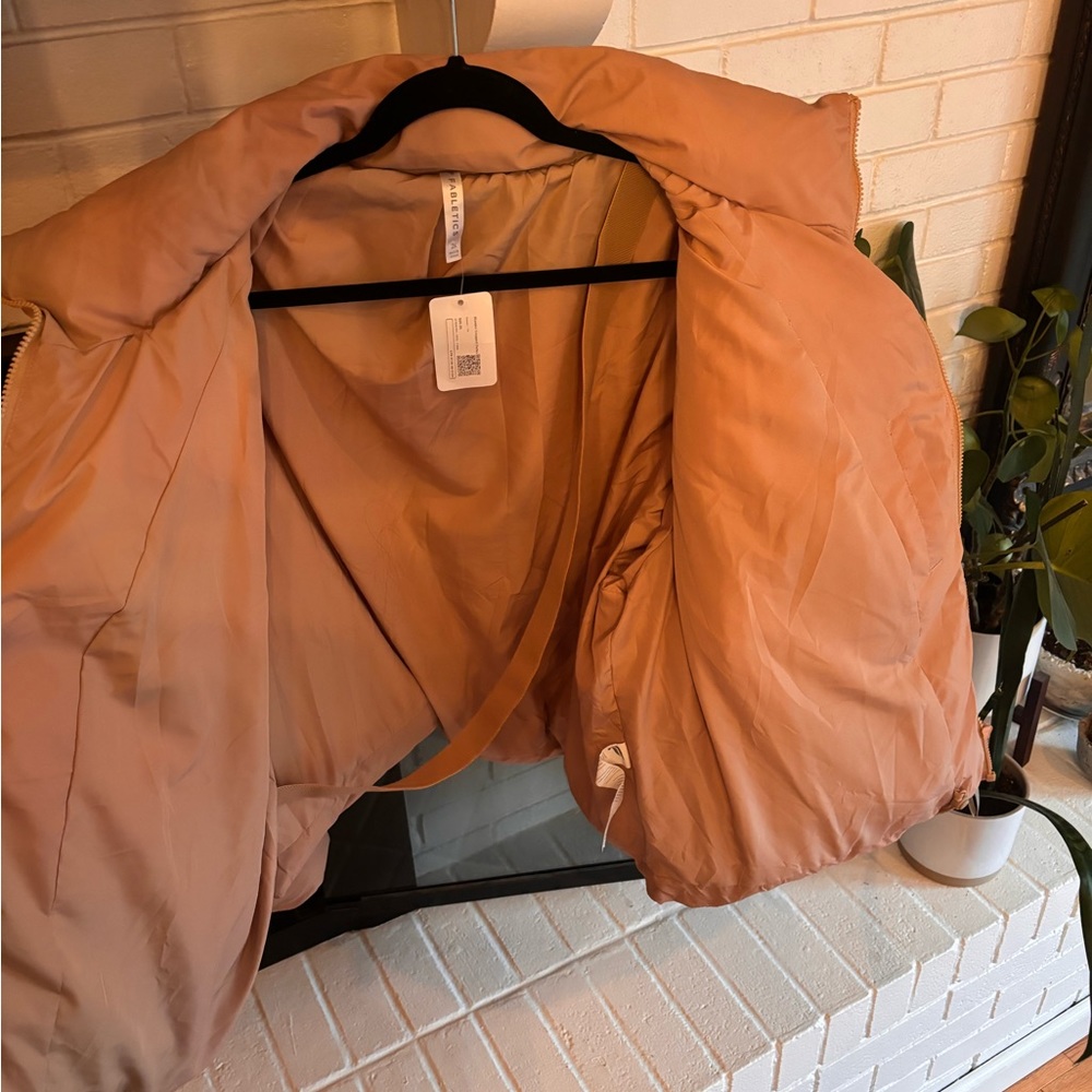 Fabletics Wander Cropped Puffer - Picture 3 of 9